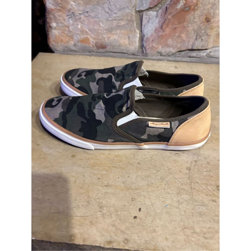 Margaritaville Camo Leather Slip On Casual Shoes Women’s Size 10 - Picture 2 of 12